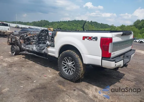 2019 Ford F-250 Platinum z USA, uszkodzony, nr VIN 1FT7W2BT9KED34369